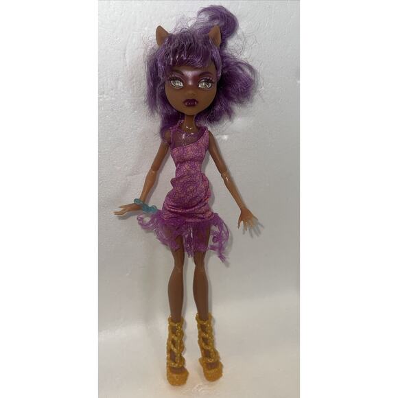 Monster High Doll Clawdeen Wolf Haunted Getting Ghostly Purple Dress Gold Shoes - Picture 5 of 9